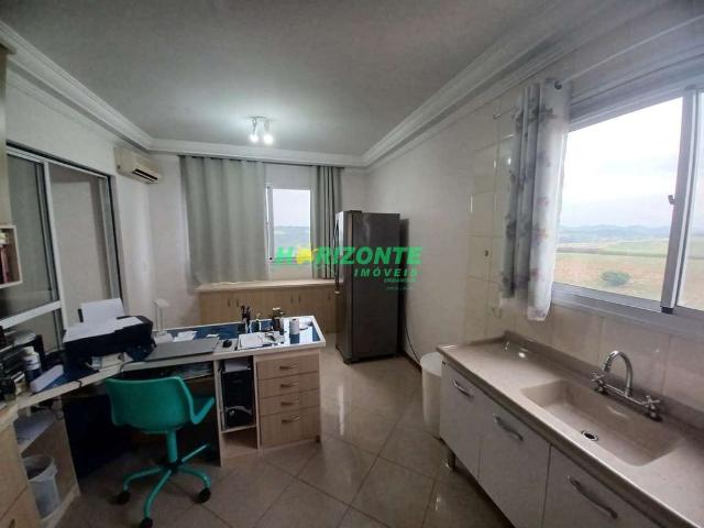 Apartamento para Venda em São José dos Campos/SP Jardim Estoril 3 Quartos