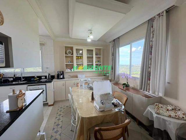 Apartamento para Venda em São José dos Campos/SP Jardim Estoril 3 Quartos