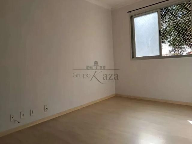 Apartamento para Venda em São José dos Campos/SP Jardim Oriente 2 Quartos