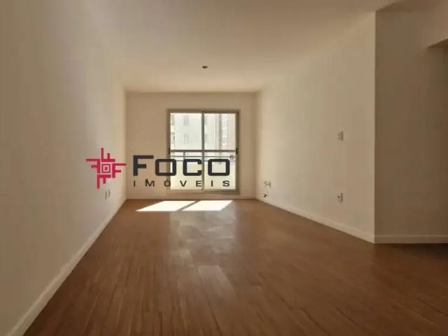 Apartamento para Venda em São José dos Campos/SP Parque Industrial 4 Quartos