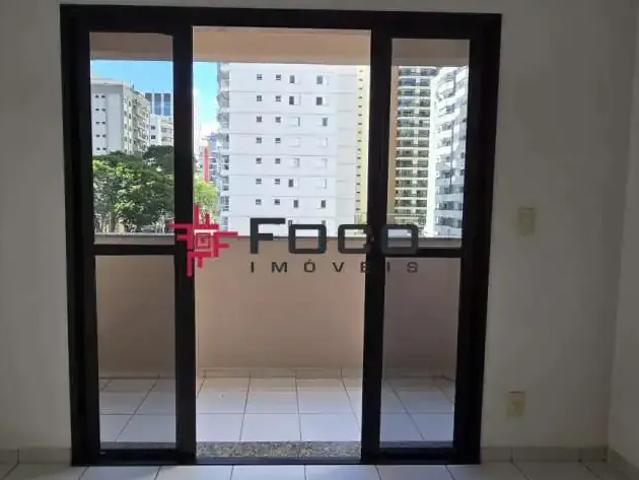 Apartamento para Venda em São José dos Campos/SP Parque Residencial Aquarius 3 Quartos