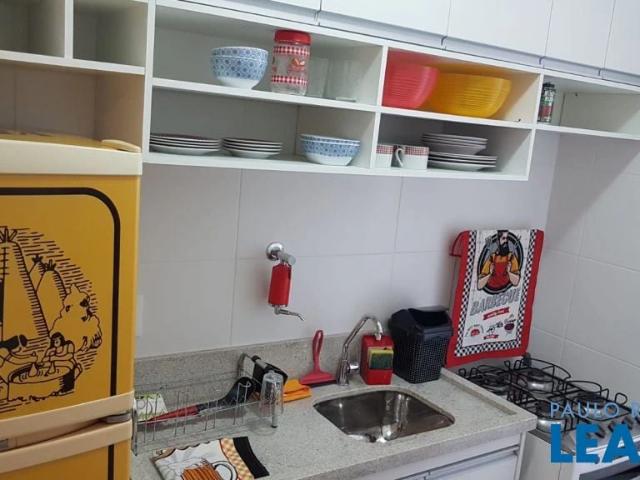 Apartamento para Venda em São José dos Campos/SP Parque Residencial Aquarius 1 Quartos