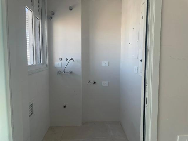 Apartamento para Venda em São José dos Pinhais/PR Centro 3 Quartos