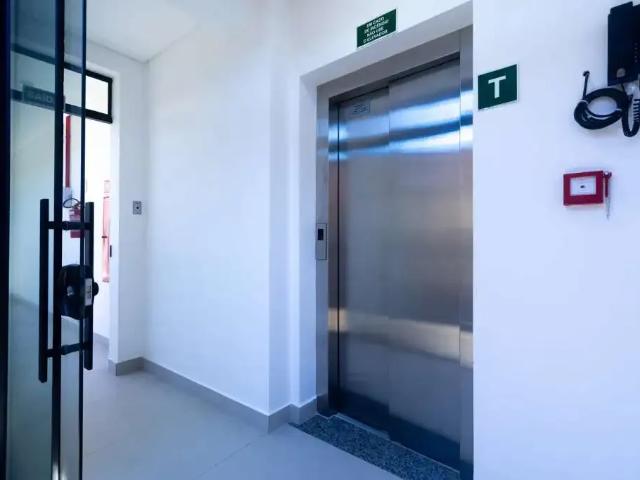 Apartamento para Venda em São José dos Pinhais/PR Centro 3 Quartos