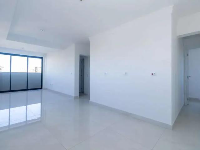 Apartamento para Venda em São José dos Pinhais/PR Centro 3 Quartos