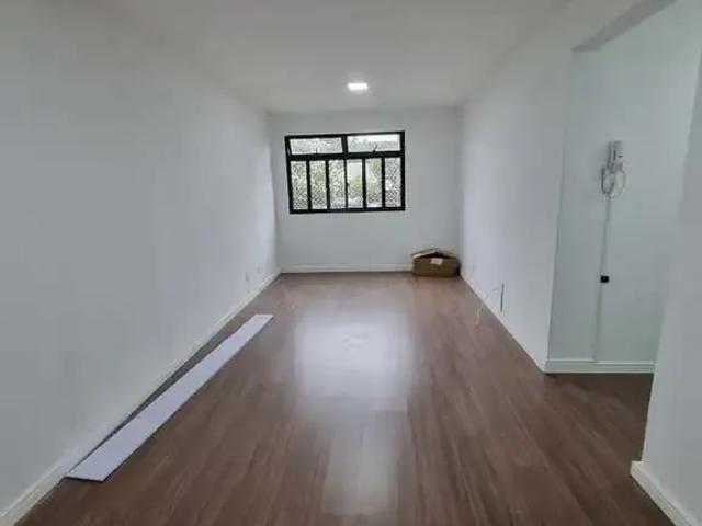 Apartamento para Venda em São José dos Pinhais/PR Centro 3 Quartos