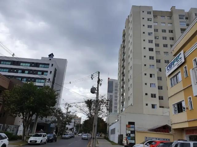 Apartamento para Venda em São José dos Pinhais/PR Centro 3 Quartos