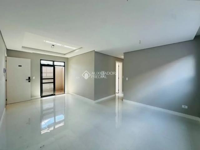 Apartamento para Venda em São José dos Pinhais/PR Centro 3 Quartos