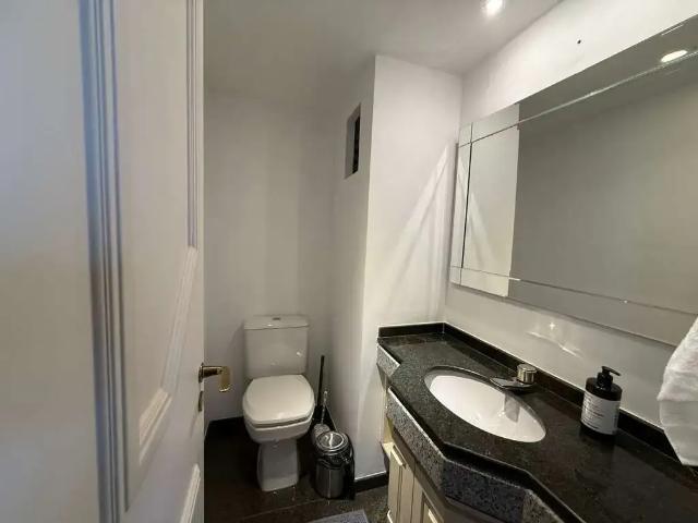 Apartamento para Venda em São José dos Pinhais/PR Centro 4 Quartos
