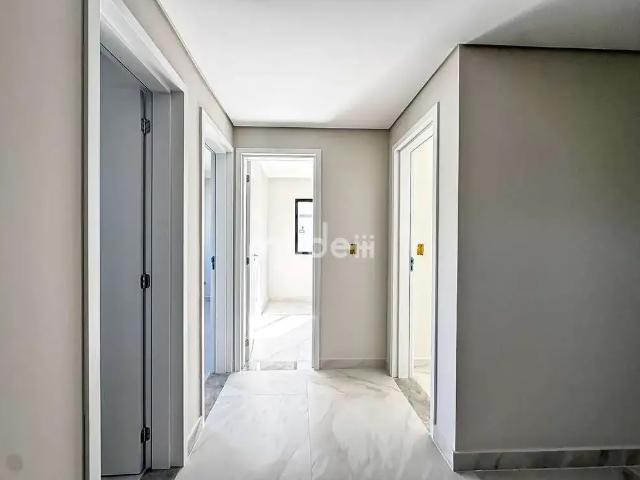 Apartamento para Venda em São José dos Pinhais/PR São Cristóvão 2 Quartos