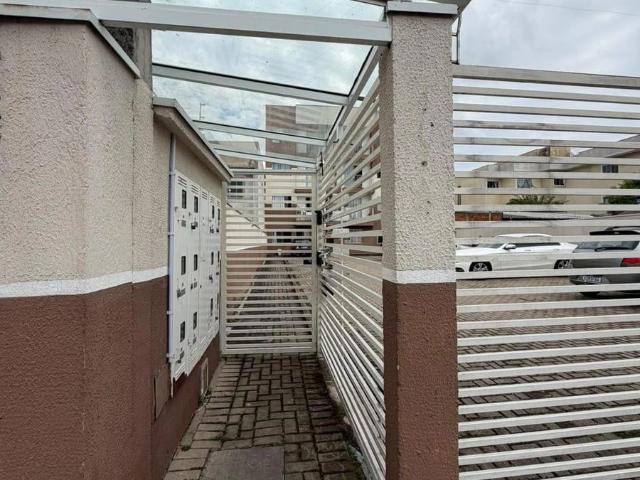 Apartamento para Venda em São José dos Pinhais/PR Parque da Fonte 2 Quartos