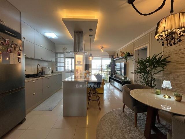 Apartamento para Venda em São José/SC Campinas 3 Quartos