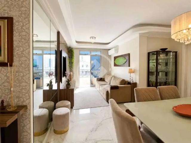 Apartamento para Venda em São José/SC Campinas 3 Quartos