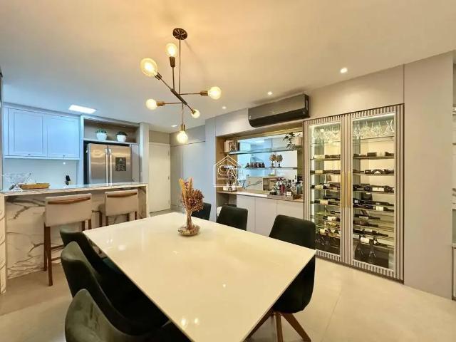 Apartamento para Venda em São José/SC Campinas 3 Quartos