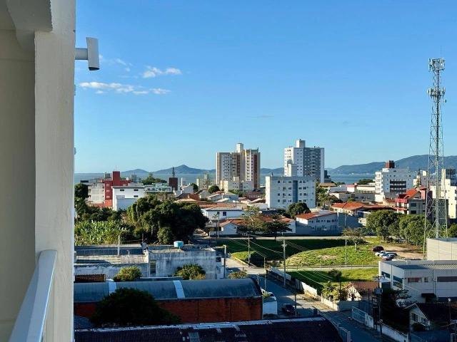 Apartamento para Venda em São José/SC Barreiros 3 Quartos