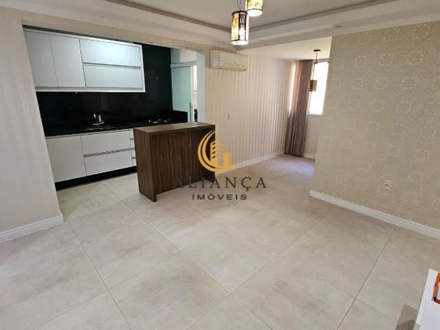 Apartamento para Venda em São José/SC Forquilhinhas 2 Quartos