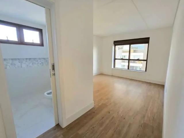 Apartamento para Venda em São José/SC Kobrasol 3 Quartos