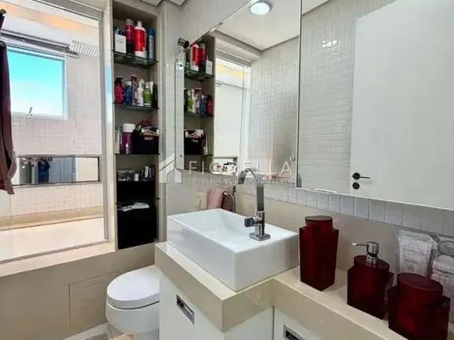 Apartamento para Venda em São José/SC Kobrasol 3 Quartos