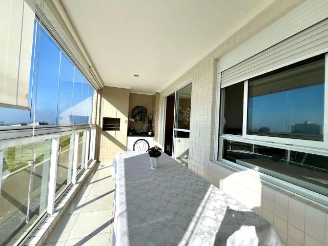 Apartamento para Venda em São José/SC Serraria 3 Quartos
