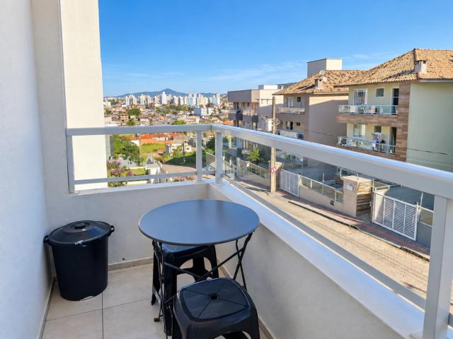Apartamento para Venda em São José/SC Serraria 2 Quartos