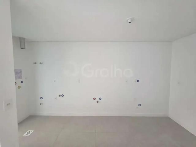 Apartamento para Venda em São José/SC Praia Comprida 3 Quartos