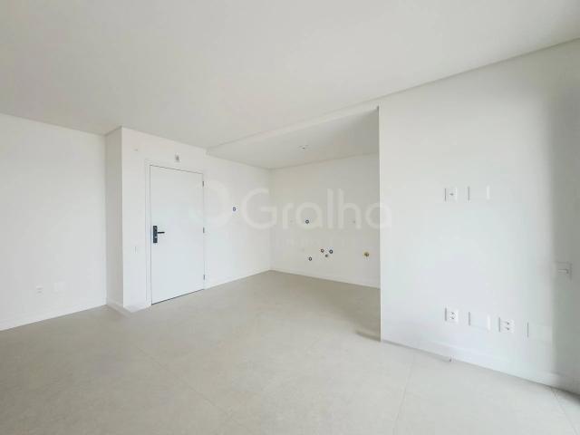 Apartamento para Venda em São José/SC Praia Comprida 2 Quartos