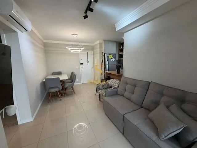 Apartamento para Venda em São José/SC Roçado 2 Quartos