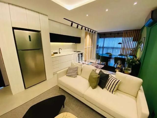 Apartamento para Venda em São José/SC Roçado 3 Quartos