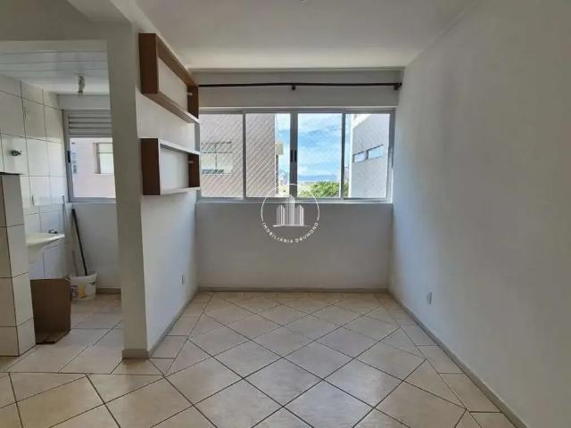 Apartamento para Venda em São José/SC Roçado 3 Quartos