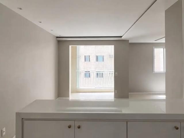 Apartamento para Venda em São Luís/MA Calhau 2 Quartos