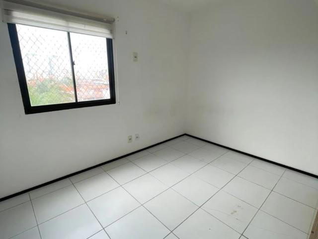Apartamento para Venda em São Luís/MA Calhau 3 Quartos