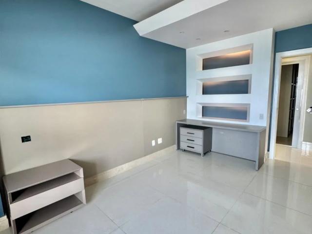 Apartamento para Venda em São Luís/MA Calhau 3 Quartos