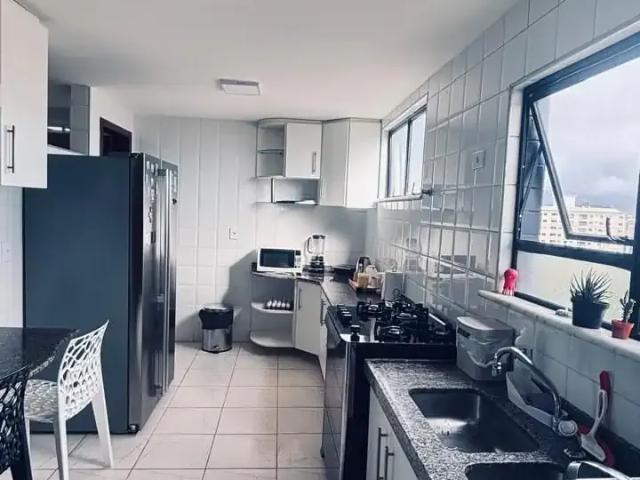 Apartamento para Venda em São Luís/MA Calhau 3 Quartos