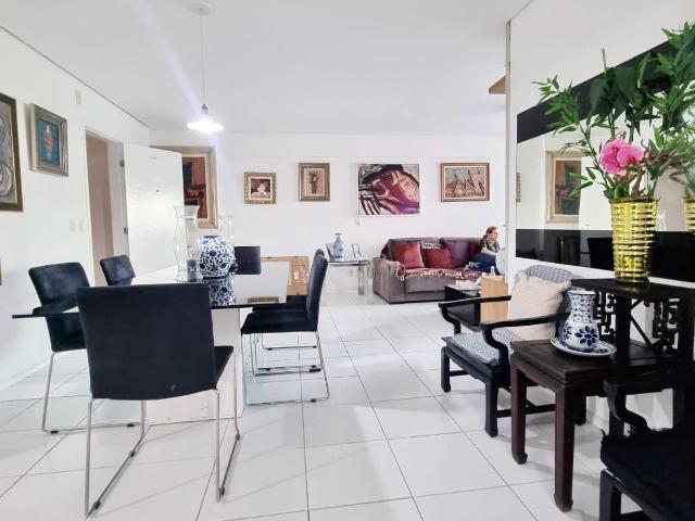 Apartamento para Venda em São Luís/MA Jardim Renascença 3 Quartos