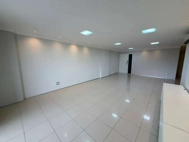 Apartamento para Venda em São Luís/MA Jardim Renascença 5 Quartos