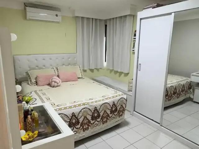 Apartamento para Venda em São Luís/MA São Francisco 4 Quartos