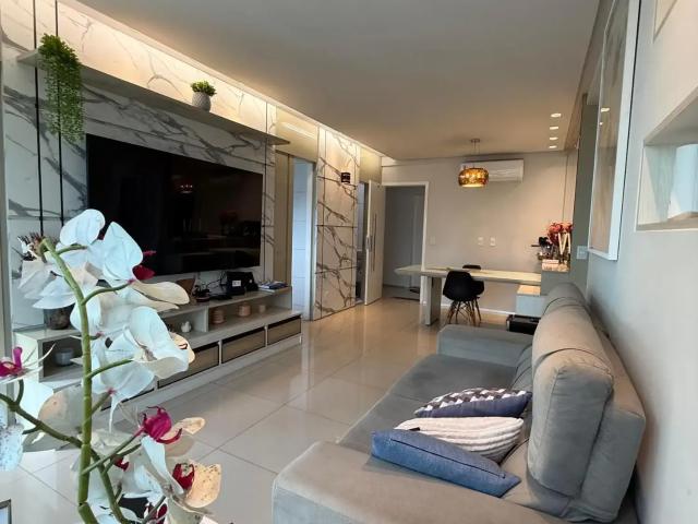 Apartamento para Venda em São Luís/MA Ponta do Farol 3 Quartos