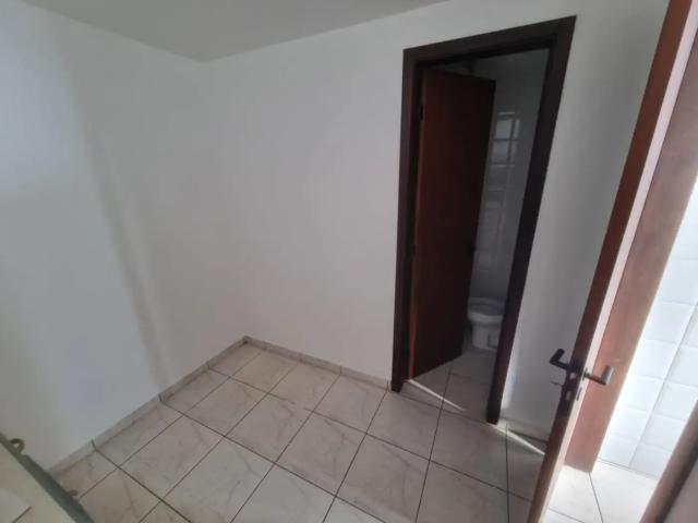 Apartamento para Venda em São Luís/MA Ponta do Farol 3 Quartos