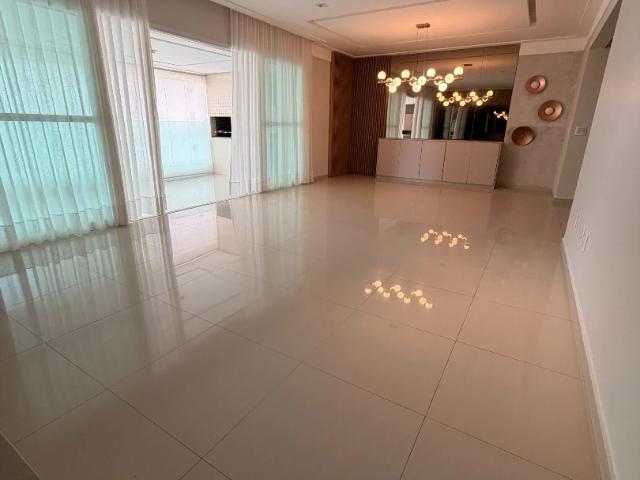 Apartamento para Venda em São Luís/MA Ponta D'Areia 3 Quartos