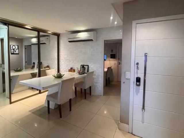 Apartamento para Venda em São Luís/MA Ponta D'Areia 4 Quartos