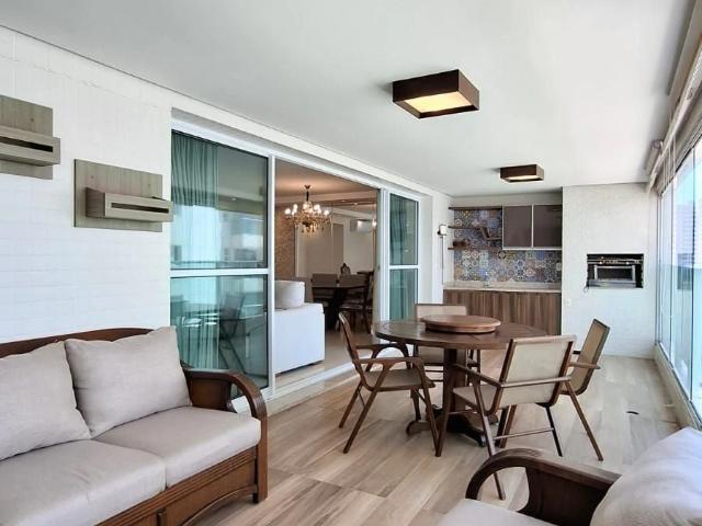 Apartamento para Venda em São Luís/MA Ponta D'Areia 4 Quartos