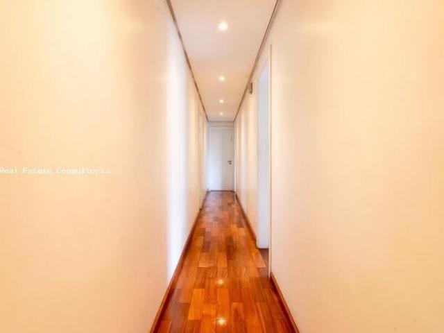 Apartamento para Venda em São Paulo, Higienopolis, 3 dormitórios, 3 suítes, 5 banheiros, 4 vagas