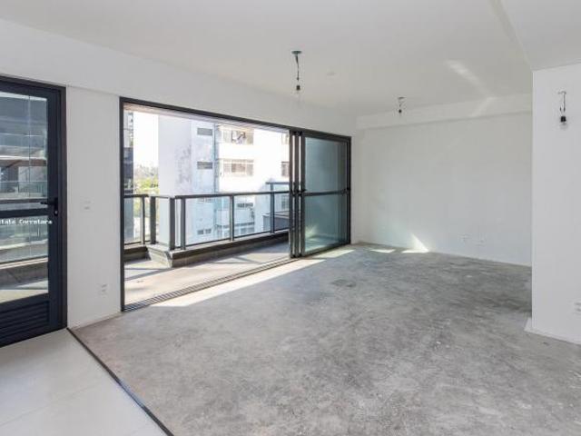 Apartamento para Venda em São Paulo, Itaim Bibi, 1 dormitório, 1 suíte, 2 banheiros, 2 vagas