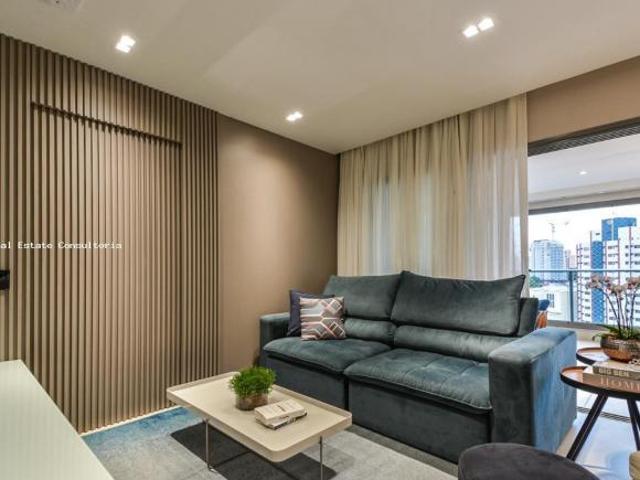 Apartamento para Venda em São Paulo, Mirandópolis, 3 dormitórios, 3 suítes, 5 banheiros, 2 vagas