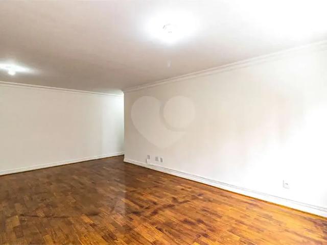 Apartamento para Venda em São Paulo/SP Moema 2 Quartos