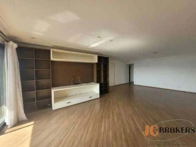 Apartamento para Venda em São Paulo/SP Moema 3 Quartos