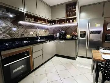 Apartamento para Venda em São Paulo/SP Moema 3 Quartos