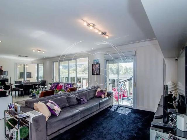 Apartamento para Venda em São Paulo/SP Moema 3 Quartos