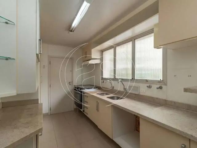 Apartamento para Venda em São Paulo/SP Moema 3 Quartos