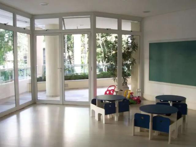 Apartamento para Venda em São Paulo/SP Moema 3 Quartos